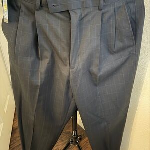 Van Heusen Men’s Dress Pants – Brand New With Tags